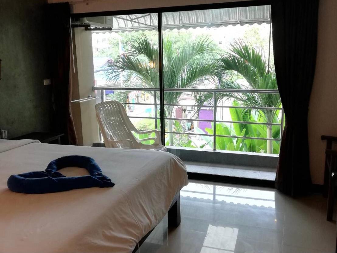 Smile Home Patong Экстерьер фото