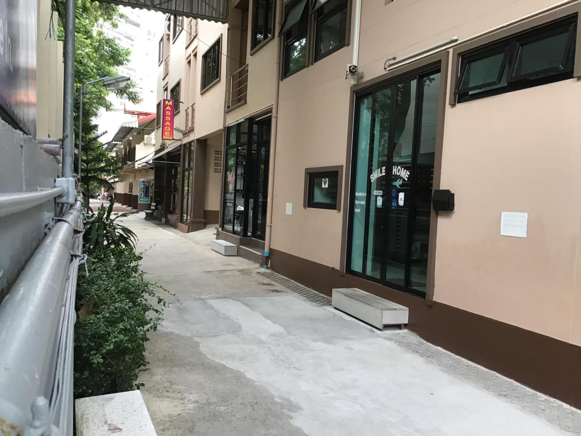 Smile Home Patong Экстерьер фото